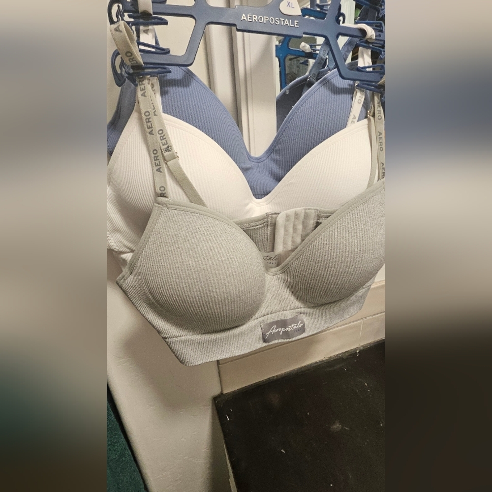 Aeropostale Women's Bra Set